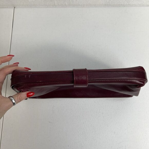 Sakowitz Saks Clutch Cranberry Marlot Burgundy Italian Leather Handbag Italy - Picture 3 of 16